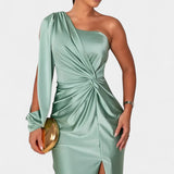 Андреа Асиметрична Рокля с Драпиране на Едно Рамо