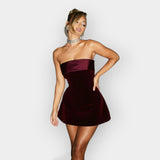 Елегантна Мини Рокля