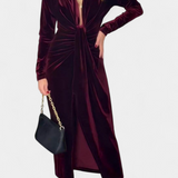 Вилма Дълга Рокля от Златен Бархет с V-Изрез