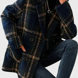 Изалин | Класическо вълнено палто на карета