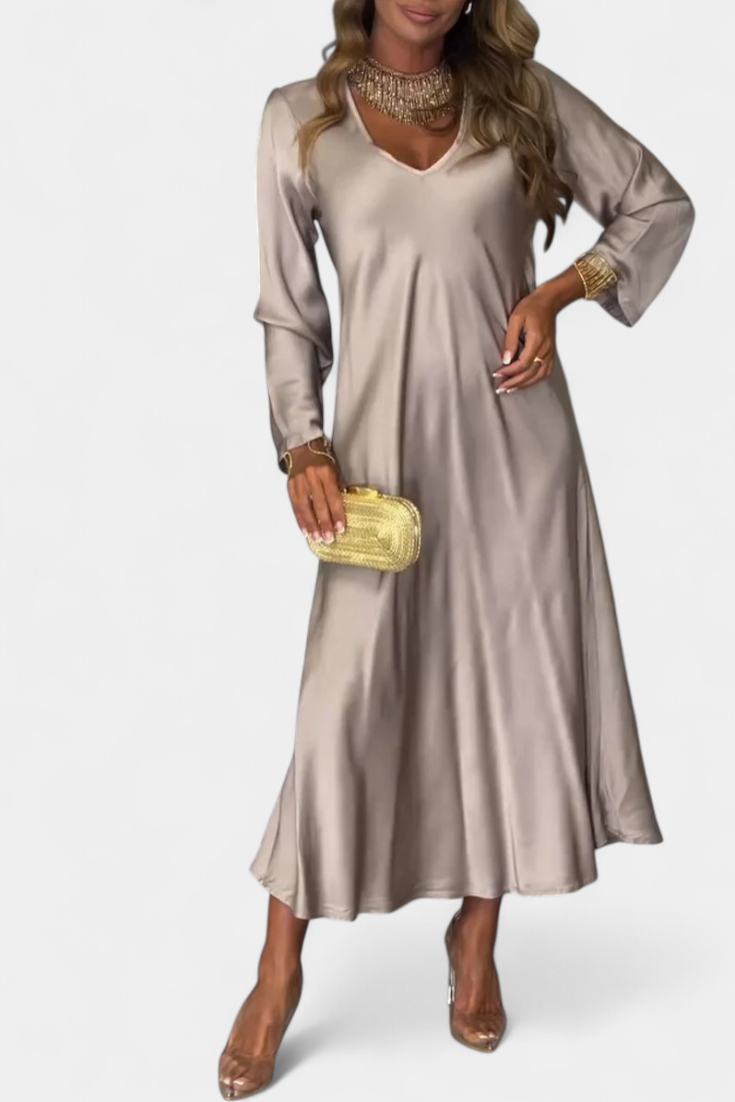 Мартинa Плавна Рокля с V Изрез и Дълги Ръкави