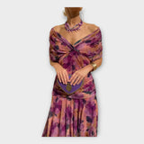 Въздушна Рокля с Впечатляващ Изрез