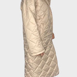 Даниела – Двулицево капитонирано яке